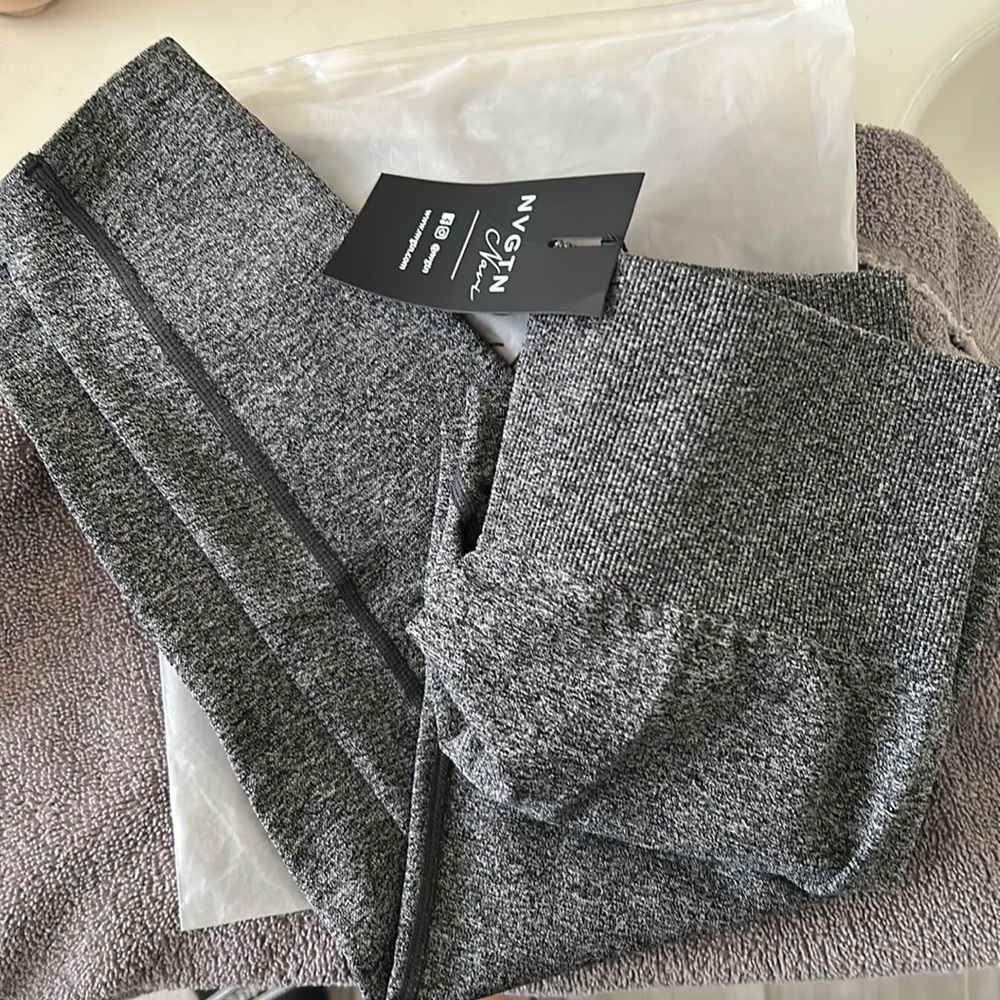 NVGTN Black Speckled Scrunch Seamless Leggings